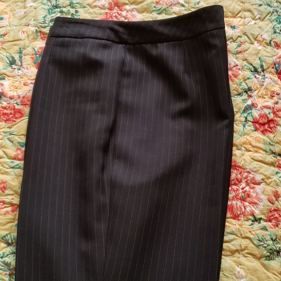 Le Suit Blue Pinstripe Career Pant Suit EUC - Picture 7 of 9
